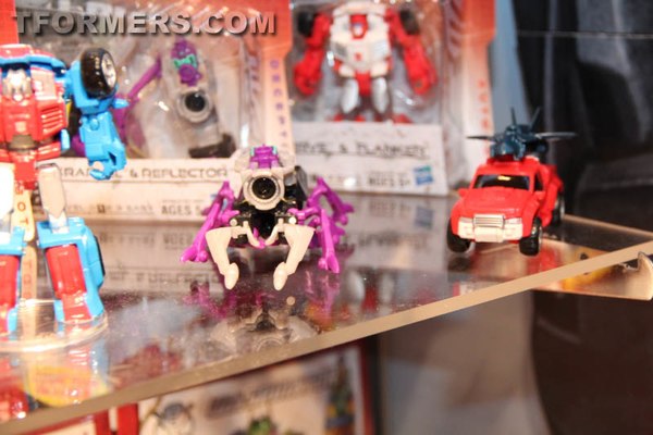 Toy Fair 2014 Transformers Generations Showroom Jetfire Sky Byte Windblade Roadbuster Image  (28 of 39)